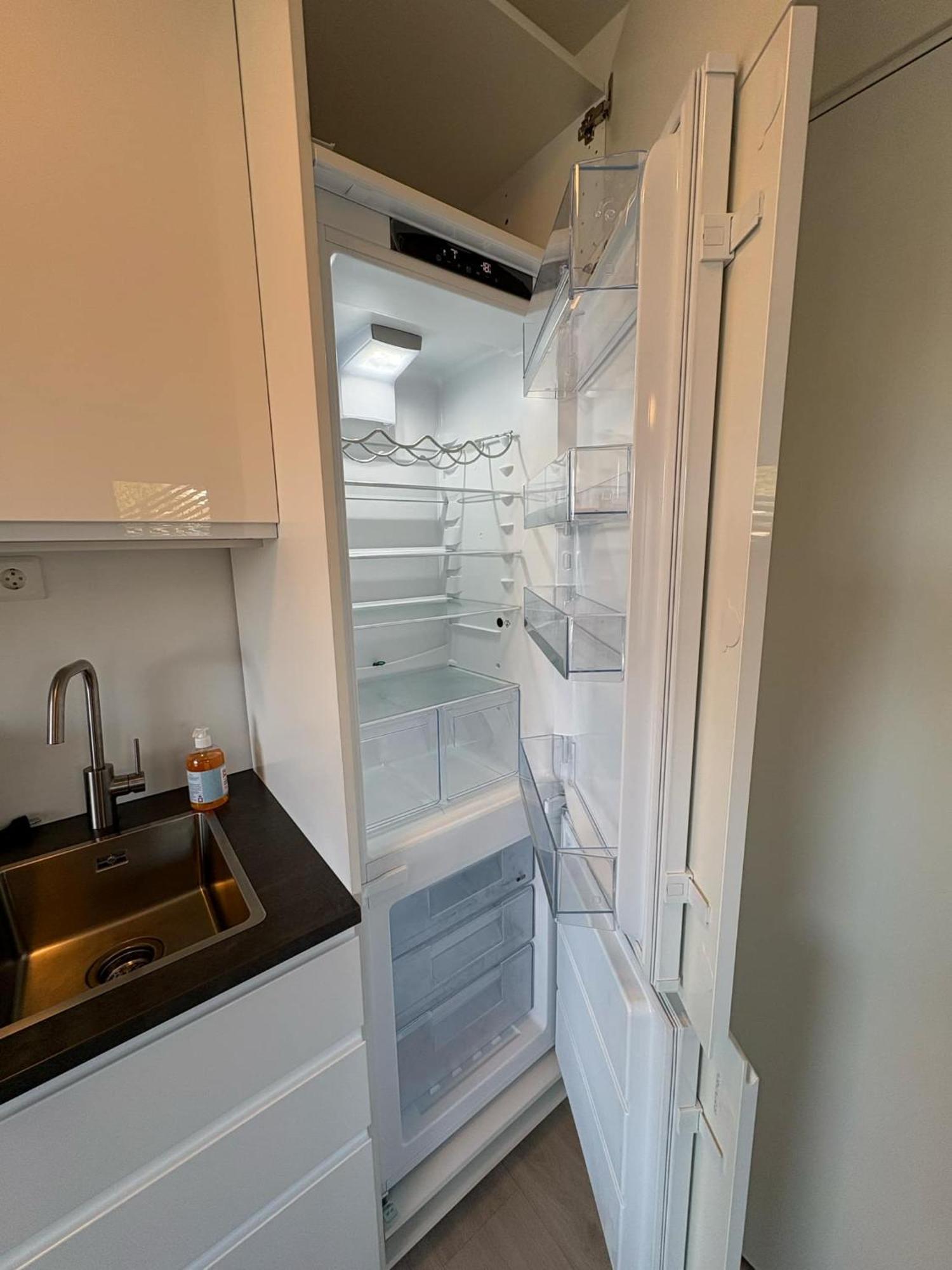 Appartement Lisas Apartment, Private New 1 Bedroom And 1 Living With Sofa Bed And Big Windows, Share With Nobody
