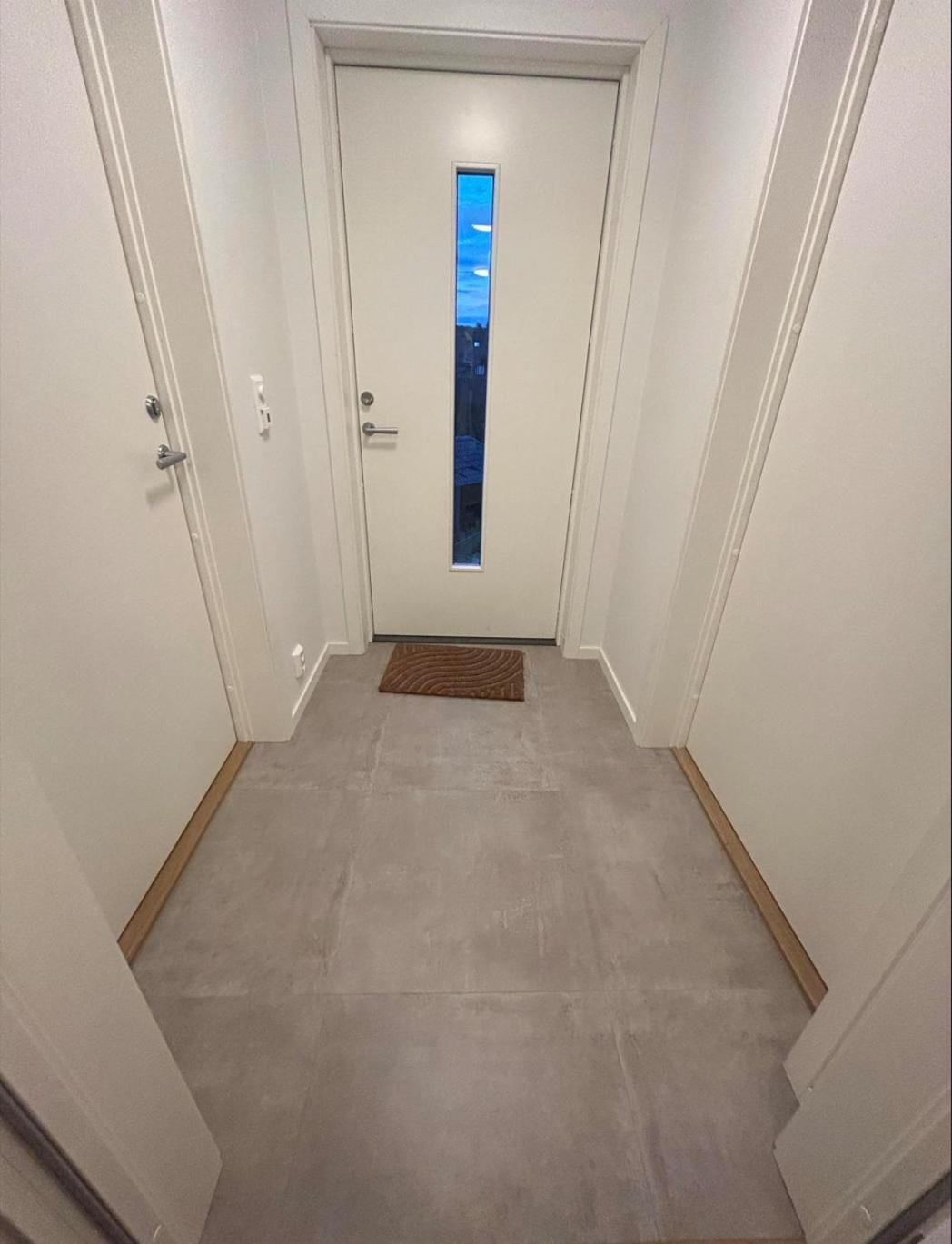 Appartamento Lisas Apartment, Private New 1 Bedroom And 1 Living Room With Sofa Bed And Big Windows, Share With Nobody